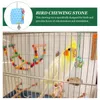Altre forniture per uccelli per pappagalli macinare la pietra masticata decorativa giocattolo giocattolo di calcio di calcio per la gabbia coccilla