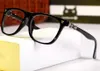 Kwaliteit Men Women Fashion -bril op frame -naam Brandontwerper Plain Glasses Optische brillen Myopie 1300572