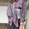 女性ヴィンテージ長袖シャツ特大の格子縞の秋のファッションルーズラペルポケットフィットブラウス韓国スタイル240322