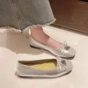 Sapatos casuais arco feminino de dança de balé de pães rasos vestido de dedo de pé de verão 2024 elegante e conforto chaussure femme