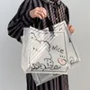 ストレージバッグStobag 50pcs透明ショッピングトートバッグプラスチック漫画かわいい服パッケージポーチポータブルカスタムロゴ（追加料金）