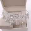 Collane foglie di cristallo di colore argento di lusso set di gioielli da sposa set di diademi barocchi orecchini torcine di girocollo da spicco set di gioielli Dubai