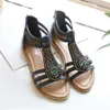 Sandálias de verão Sandálias sandálias femininas Bohemian com zíper de diamante Sapatos planos romanos Flip Flop Salpetes 240228