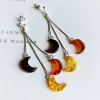 Boucles d'oreilles boucles d'oreilles ambre naturelles pour femmes S925 Silver Boutique Real Baltic Stone multicolore Long Sangling Moon Ear Bijoux Gift Wholesale