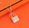 Nouvelle mode H Letter Sac Collier bijoux Femmes Pendre bijoux Full Diamond Silver Rose Gold Love Collier avec Velvet Bag7085724