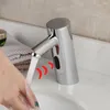 Robinets de lavabo de salle de bain robinets de bassin Kemaidi Chrome Capteur automatique Polied Authater Water Mixer tactile Send