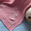 Couvertures couvertures tricotées personnalisées pour bébé nom brodé personnalisé Porte-pépinière née d'enfants de douche neutre cadeau