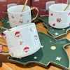 Tassen süßer Weihnachtsmann Kaffeetasse Weihnachtsbaumetucer Set Kawaii Becher Lebkuchen Mann Schneemann Keramik Geschenk