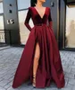 2019 Nouvelle arrivée à manches longues robes de soirée Velvet Vneck Femmes d'hiver Robes formelles Bourgogne Satin Party Robe Side Slit 20556948723