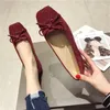 Sapatos casuais planos para mulheres primavera outono da versão coreana de dedo dos dedo do pé preto confortável solo solo grande tamanho 44 45 46