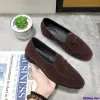 Stövlar 2021 Suede Loafers Män glider tofflor Tassel Moccasins Man Casual Flats Herrklänningskor italiensk läderslip på skor