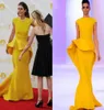 Underbara 2017 Arabiska Dubai Evening Dresses Mermaid Cap ärmar Satin Mustard Yellow Sparkle Sequin Formal Prom Gown Celebrity Dres1981367