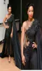 Vestidos sexy de pura pura preta de macacões vestidos noturnos desgaste de renda árabe da África Apliquei vestidos de bail
