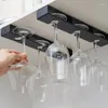 Kök lagringsutrymme sparar vinglashållare Easy Installation Rack Plastmaterial perfekt för älskare och hemstänger