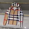 Set da due pezzi set di giacca da sole con cappuccio con cappuccio con cappuccio unisex