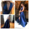 Jurken Geplanste nek donkerblauwe avondjurken sexy backless split prom jurken feestjurken afstuderen jurken halter satin vestido de fe