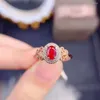 Ringos de cluster Luxo Luxo vintage Ruby Gemstone Hollow Out Design Rose Prazed Open Open Wedding noivado anel para mulheres