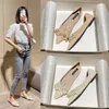 Buty swobodne damskie wiosenne jesienne mieszkanie kobiety Koreańska moda płytka wygodna perłowa płaska but duży rozmiar 41 42 43