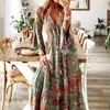 Abito da design della moda bohémien 2023 Summer Casual Floral Stampato a V Deep Neck Trumpt Trumple Smocking High Waist Floist Maxi 240320