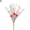 Decoratieve bloemen Langdurige kunstmatige Valentijnsdag hartvorm Red Berry Bouquet Lifelike Flower Decoration voor thuis