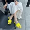 Kapdy 2024 Summer Women Buty Flats Obcasy Flip Flip Flops Fashion Candy Kolor Sandały Panie na zewnątrz kwadratowe palec slajdy duży rozmiar 41