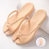 Slippers 2024 Easy Travel portátil dobramento para viagens de negócios Men e mulheres sandálias Non Slip Casais Praia Flip-flops