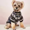 Hundekleidung Plüsch gestreifte Haustier Kleidung Winter warme Manteljacke für kleine mittelgroße ethnische Stile Pullover Chihuahua Pudel Cartoon Kostüm