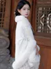 Damesjassen cape en sjaal kort imitatie bont wit fluweel losse casual cheongsam accessoires winter elegant gebreide één knop 1 st