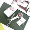 Stray Kids Concert LightStick Pendant Keychain Compass Hand Lamp Fans Keyring Mini Fluorescent Rod Cadeaux Sétillage Fan Rencontre des articles 240320