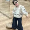 Jackor Girls Korean skjorta 2024 Spring Sweet Square Necked Doll Top Loose Jeans Kids Jacket Coat