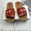 Дизайнер Dhgate Sandal Luxury Man Woody Clog Mule Flat Sandale Slide Learts Leafers Tazz Slipper Woman