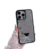 Glitter Diamond Lattice Luxury Hard Phone Case para iPhone 12 13 12Pro 14 Pro Max Metal Triangle Logo para Apple 14Plus Cover