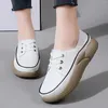 Casual schoenen dames dikke loafers trendy verhoogde mode ronde teen slip op patent lederen sneakers wandelen voor vrouwen