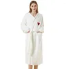 Veillet d'hiver du peignoir pour femmes à manches longues chaudes solides chaudes robes de chambre V Ve coude de cou de couche