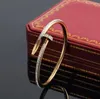 Marke Schmuck klassische Modedesignerinnen Frauen goldenes Nagelarmband Mädchen Jungen Jubiläum Geschenk