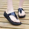 Hausschuhe 2024 Sommer Frauen Flip Flops Plattform Keil Sandalen Mode Soft Soone Outdoor Non Slip Beach Badezimmer