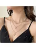 Collane a pendente Instagram Design di nicchia femminile Vendita di acqua geometrica a forma di T-strato Accessori
