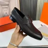2024 Fashion Design Suede Leather Mens Loafersshoes Black Brown Casual Luxurious Dress Shoes For Wedding Party Monk Strap Men Shoes Storlek 38-46