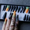 Kits araignée de cercueil noir avec craintes à la main en cristal faux ongles orange paillettes ombre pressante sur ongles gothique