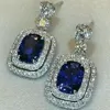 Kolczyki Dangle Huitan Trendy Blue CZ dla kobiet Bling Ear Akcesoria Temperament Elegancka biżuteria ślubna hurtowa