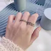 Marke Charm 925 Sterling Silver Xiao Zhan gleicher wahrer Ring mit T-förmigen Square Hollow Geometrie Paar Index Finger weibliche Geschenkgeschenke für den besten Freund mit Logo