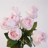 الزهور الزخرفية الاصطناعية روز فرع اللاتكس باقة زهرة مزيفة ترطيب الورود الحقيقية محاكاة الزفاف ديكور حفل زفاف
