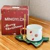 Tassen süßer Weihnachtsmann Kaffeetasse Weihnachtsbaumetucer Set Kawaii Becher Lebkuchen Mann Schneemann Keramik Geschenk