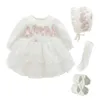 Born Baby Girl Robes Vêtements pendant 03 mois Set Party Birthday Robe Tenues 01 ans Chaussures Collons Longues chaussettes baptême 240325