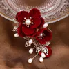 Hair Clips Gold Color Leaf Pin Clip Rhinestones Pearl Hairpin Brides Women Red Flower Head Pieces Wedding Accessories Bridal Jewelry