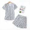 Home Clothing Sommer Kurzarm Pyjamas Frauen-Cartoon gedrucktem Pyjama Set mit O Hals T-Shirt Elastic Taille Shorts für lässig