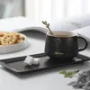 Cups Saucers Europese stijl Persoonlijkheid Zwarte Koffie Mok Ceramisch herbruikbare thee en Nordic Ins Style Licht Luxe Espresso