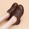 Zapatos de vestir para mujeres de punta redonda retro 2024 Autumn Lace-Up Plataforma de estilo británico Damas de mocasines gruesas Zapatos de Mujer