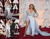 Superbes robes de soirée 2021 manches longues en V couche de cou de couche gaine Chrissy Teigen Robes de tapis rouge Oscar Bleu personnalisé Made8718474