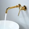 Badkamer wastafel kranen bassin kraanbadbad mixer kraan muurbevestiging messing geborsteld goud met eenpersoonskoud koud water witte roos set